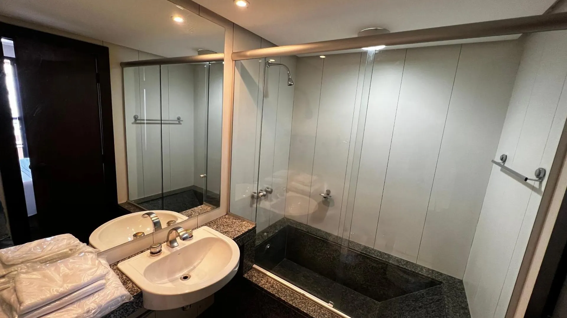 Aparthotel Flat Fantastico No Hotel Bonaparte B Brasília